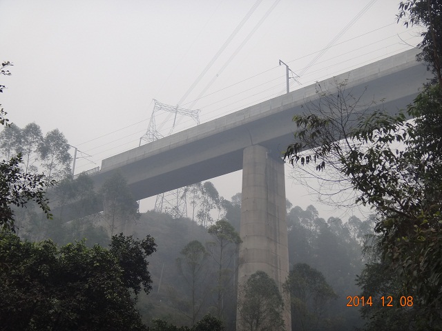 500kV天坡一线迁改工程顺遂通过完工验收