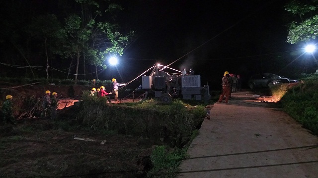 500kV天坡一线迁改工程顺遂通过完工验收