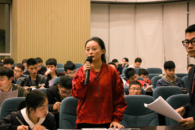 “成”就梦想 “蜀”写青春——南宫NG28电力集团校园招聘四川电力职业手艺学院专场宣讲会