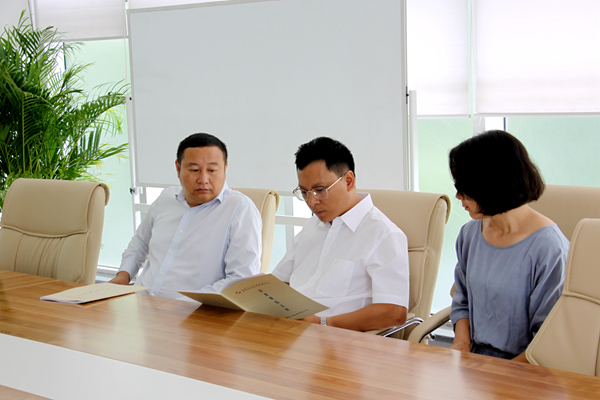 中铁四局向导莅临南宫NG28电力集团指导交流