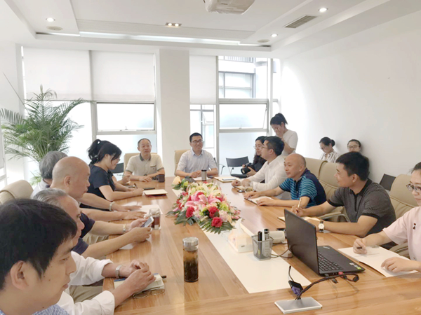 南宫NG28电力党支部召开“敢继续 有作为”组织学习会