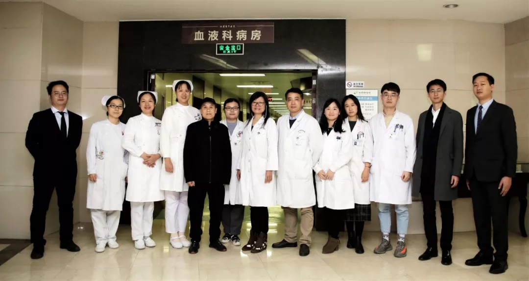 我们是一家人——南宫NG28电力集团工会主席张辉一行携爱心款慰问陈显达