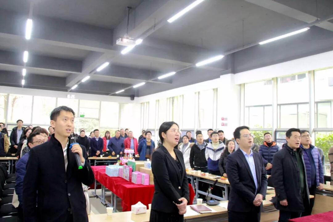 南宫NG28电力集团“2020年迎新春茶话会”暨12月员工生日会圆满召开
