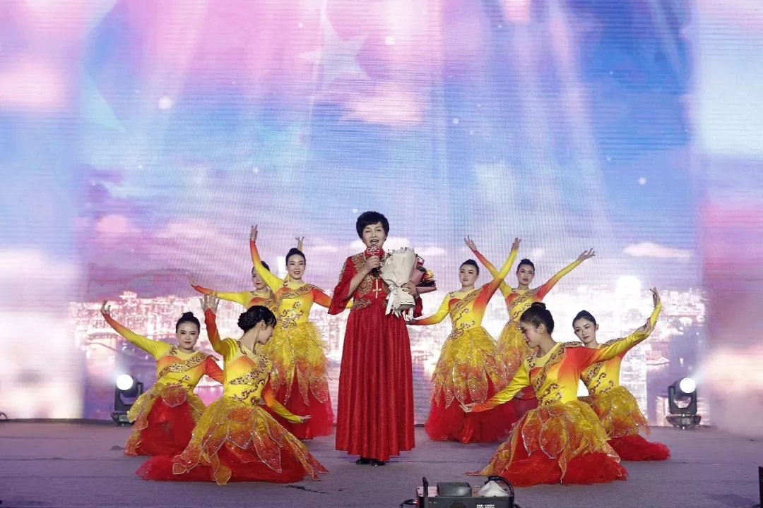 筑梦十五载 青春正其时 — 回首开国70周年暨南宫NG28电力集团15周年庆典