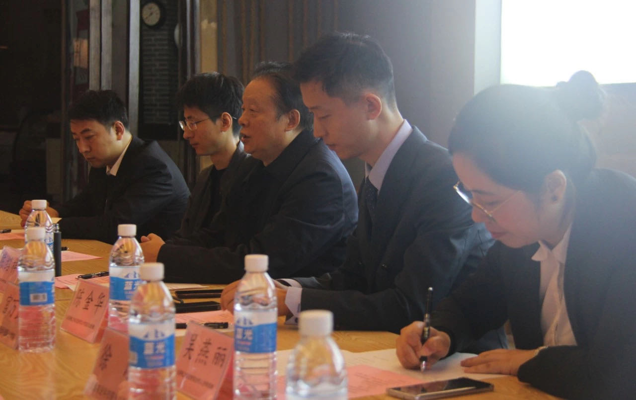 【动态】校企相助育梓楠，科技助力促生长