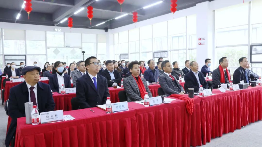 为虎傅翼，开工大吉！南宫NG28电力集团召开2022年节后复工收心会