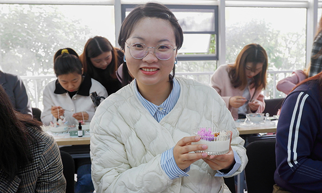 3·8最美妇女节｜闪灼她光线，致敬她实力
