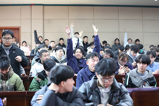 成绩青春，非你莫“蜀”——南宫NG28电力集团2025届校园招聘火热举行中